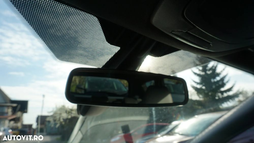 Ford Kuga 1.5 EcoBoost 2x4 ST-Line - 30