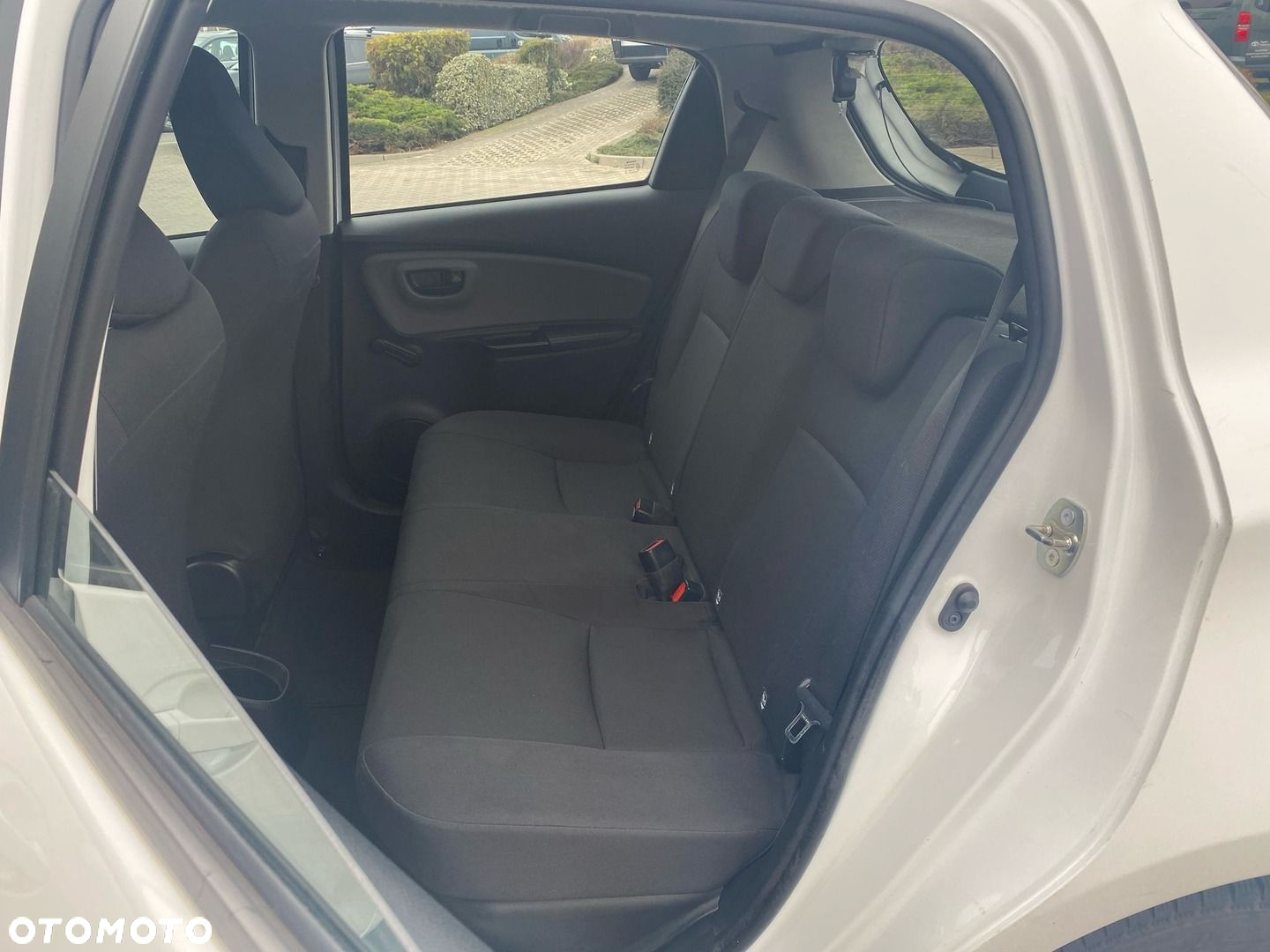 Toyota Yaris - 14