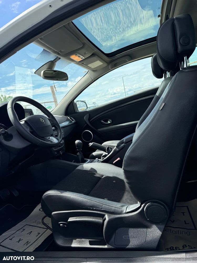 Renault Megane Coupe dCi 160 FAP GT - 10