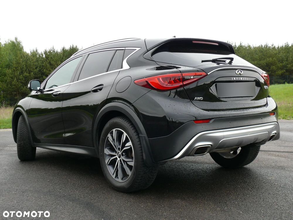 Infiniti QX30 - 1