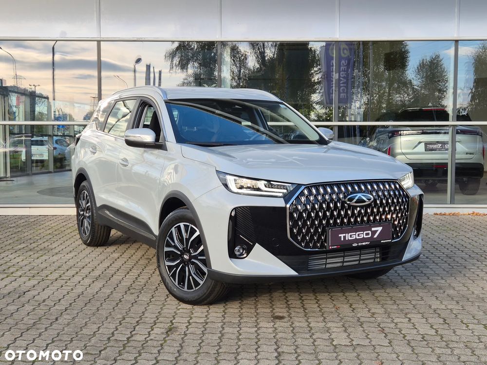 Chery Tiggo 7 1.6 T-GDI Essential DCT - 8