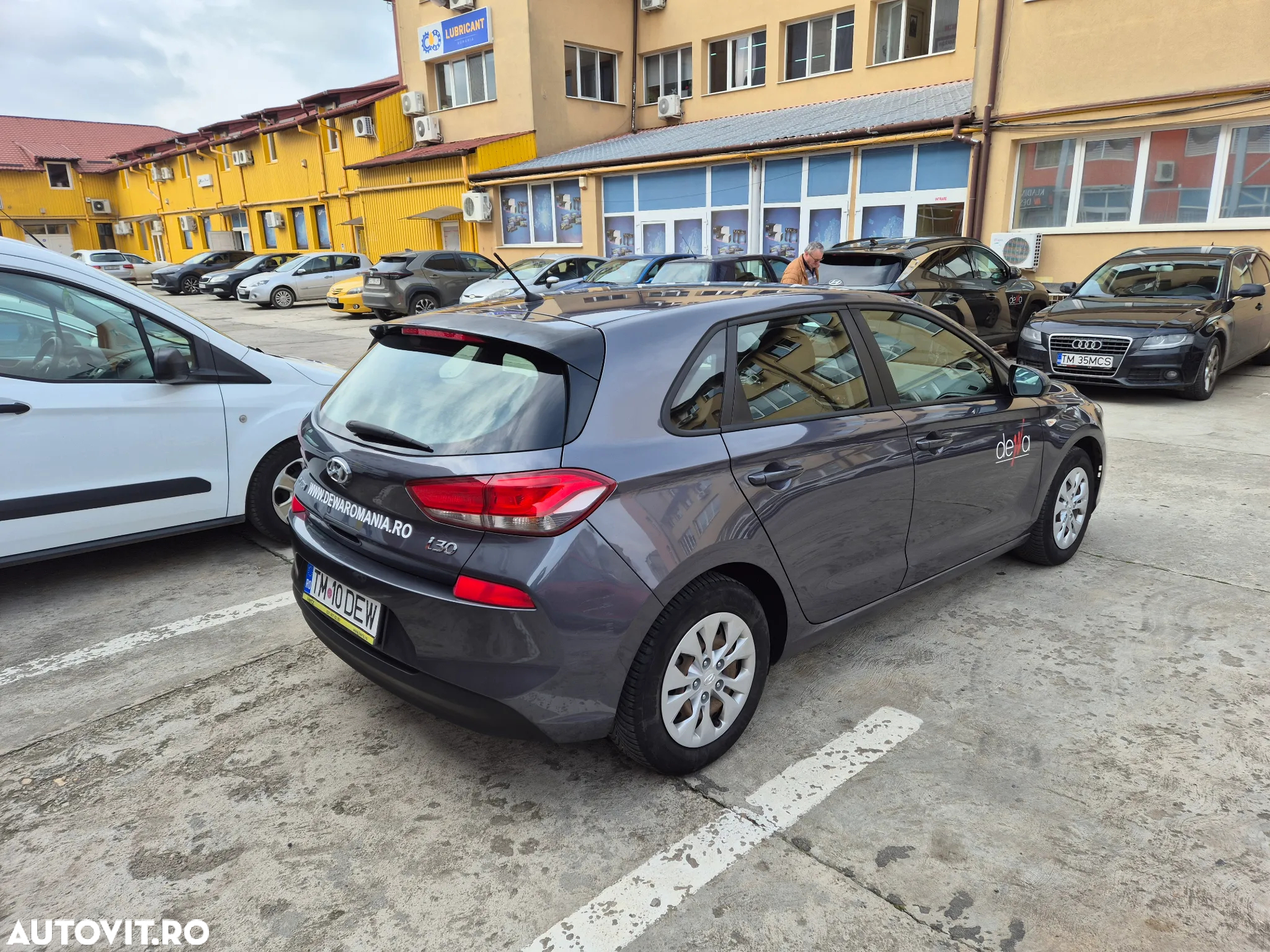 Hyundai i30 1.4 100CP 5DR M/T Classic - 6