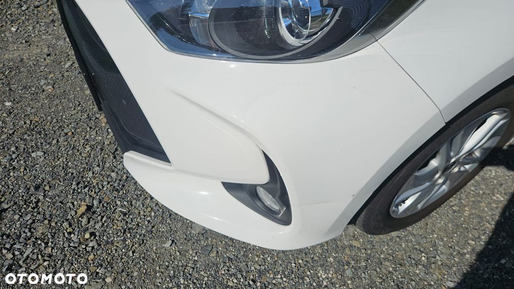Toyota Yaris - 25