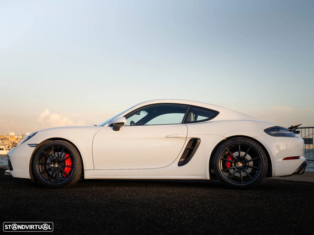 Porsche 718 Cayman GTS 4.0 - 5