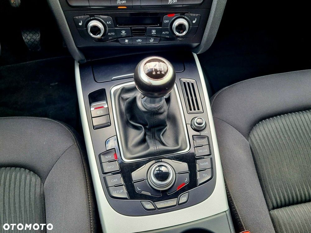Audi A4 Limousine 1.8 TFSI S line Sportpaket - 18