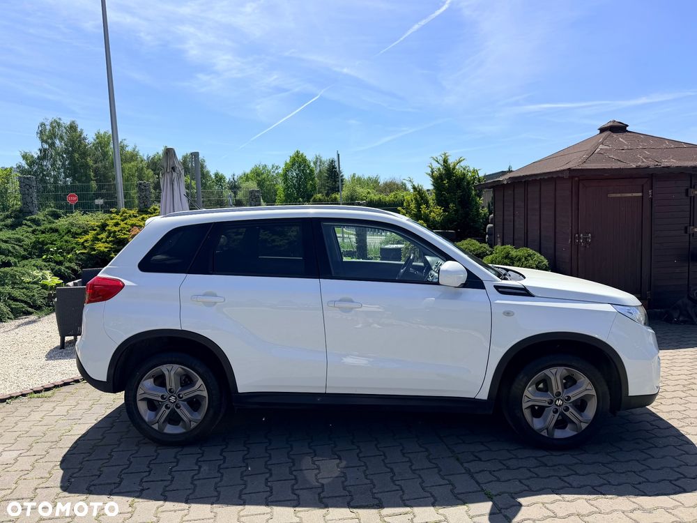 Suzuki Vitara 1.6 XLED 2WD - 8