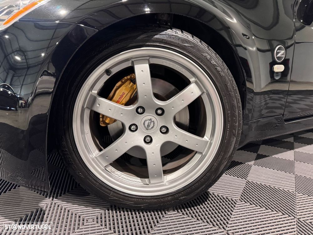 Nissan 350 Z Premium Pack - 31