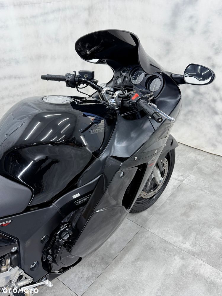 Honda CBR - 7