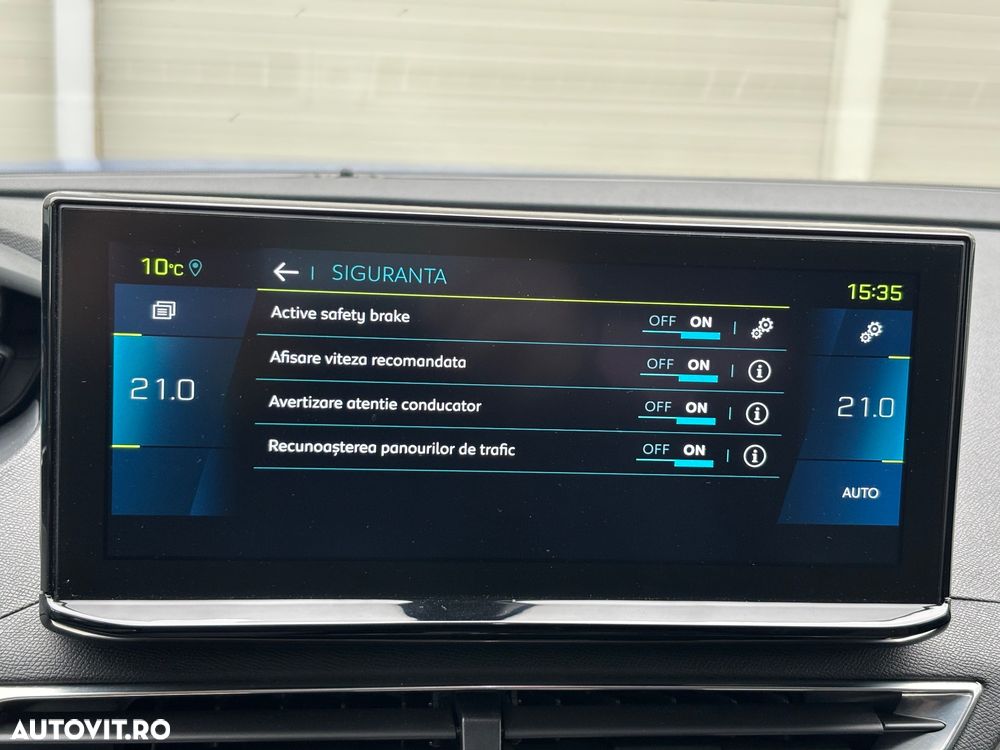 Peugeot 3008 225 e-EAT8 Allure Pack - 31