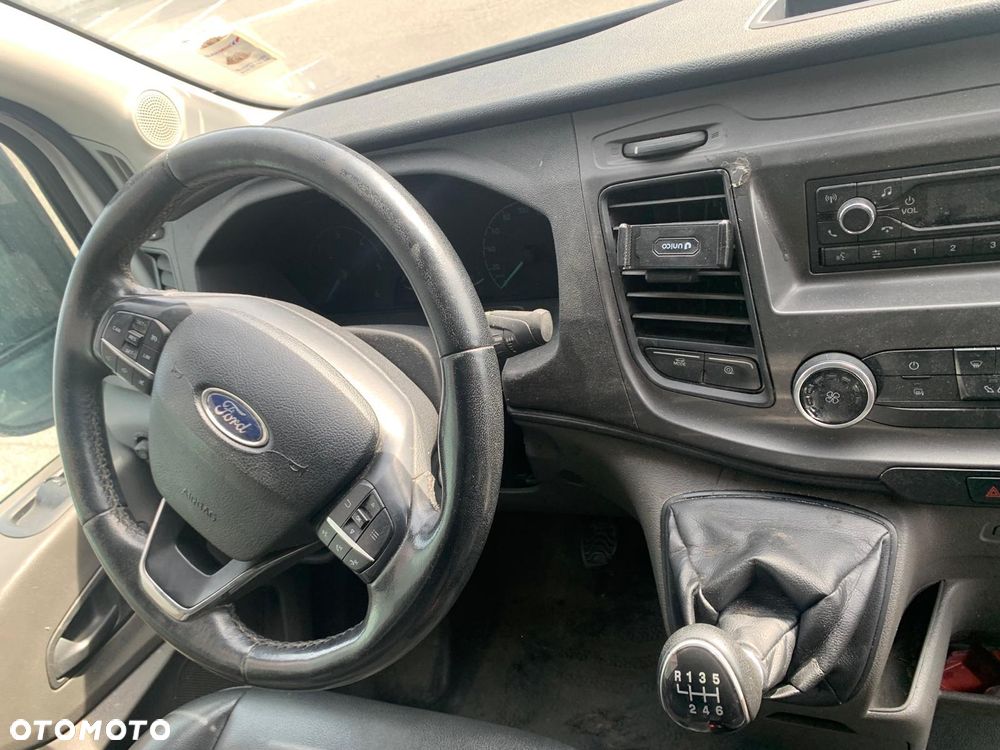 Ford Transit - 10