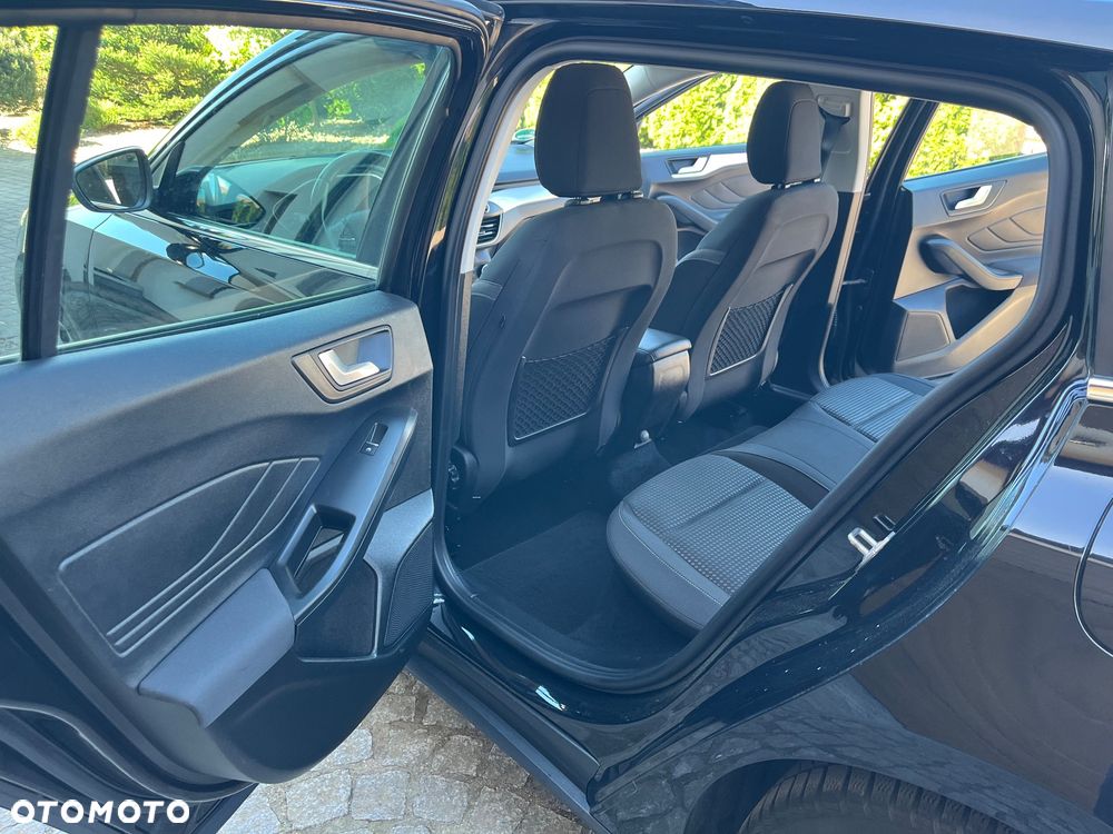Ford Focus - 28