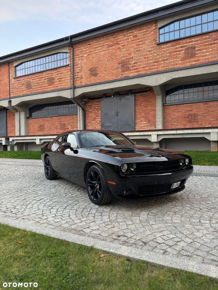 Dodge Challenger Automatik SXT Plus - 1
