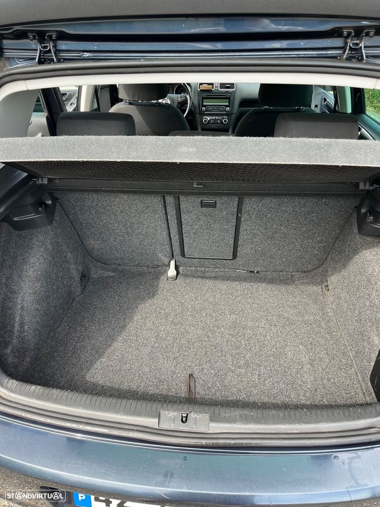 VW Golf 1.6 TDi Confortline - 14