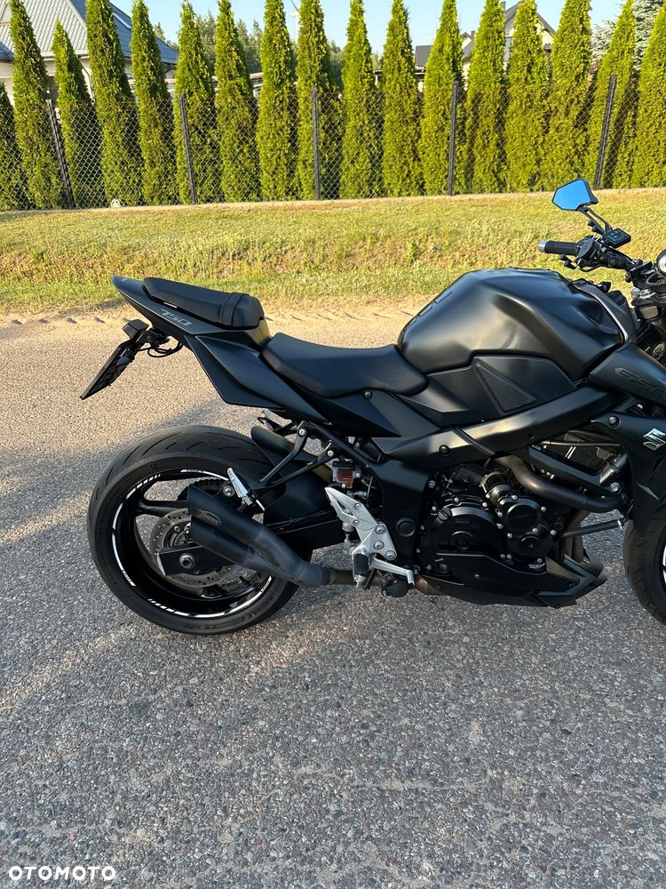 Suzuki Inny - 7