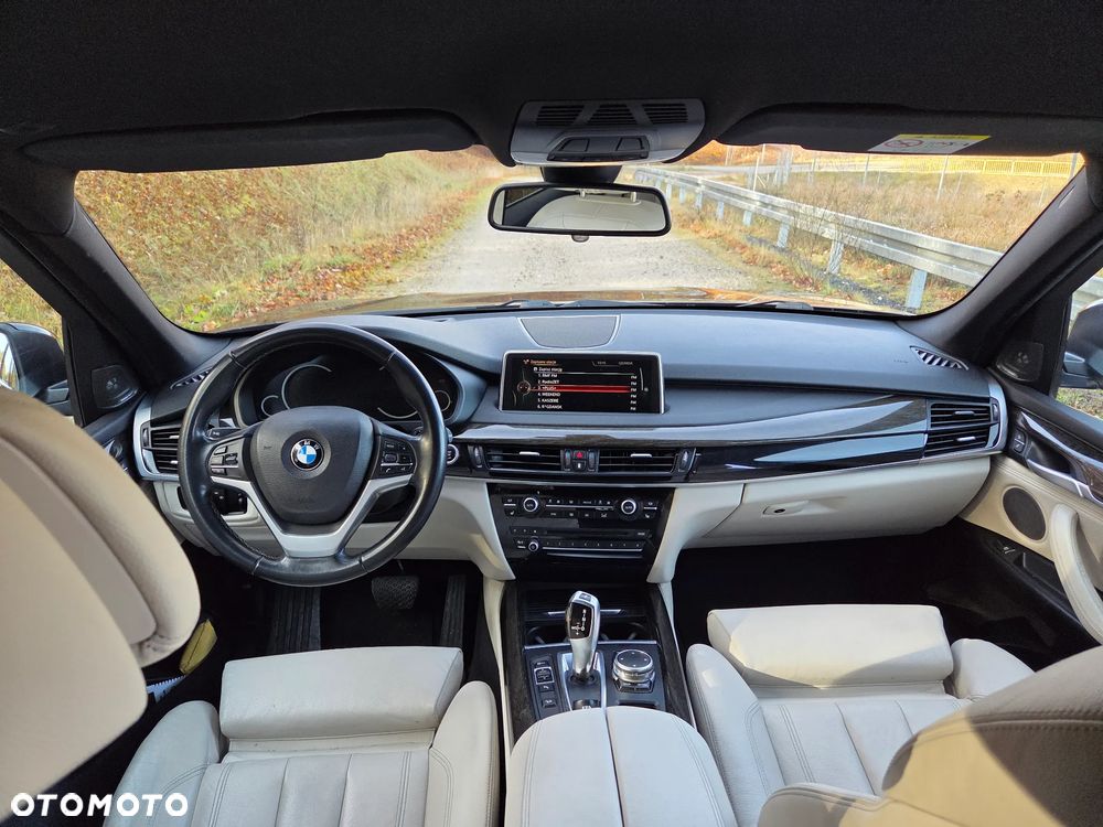 BMW X5 xDrive25d - 27
