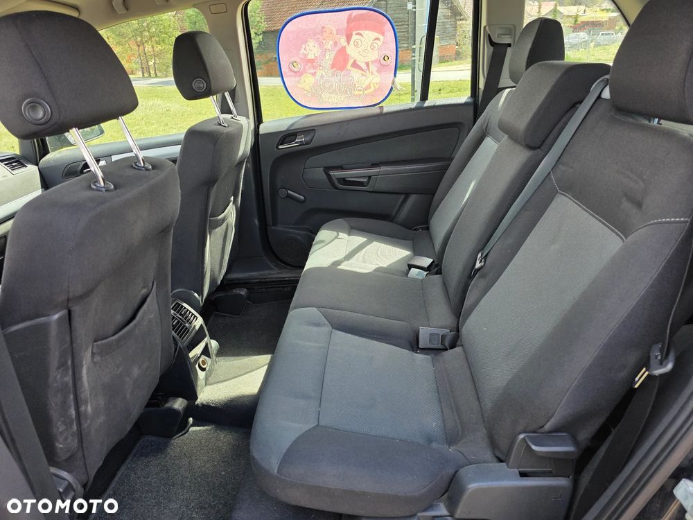 Opel Zafira 1.8 - 13