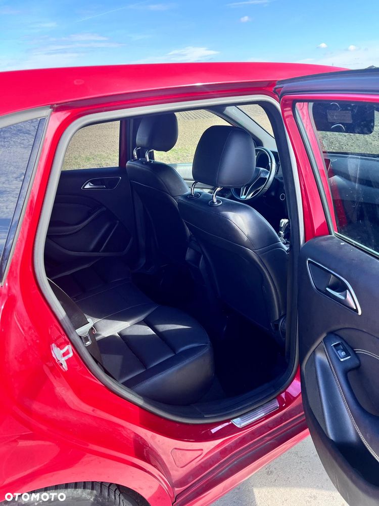 Mercedes-Benz Klasa B 200 CDI (BlueEFFICIENCY) - 4
