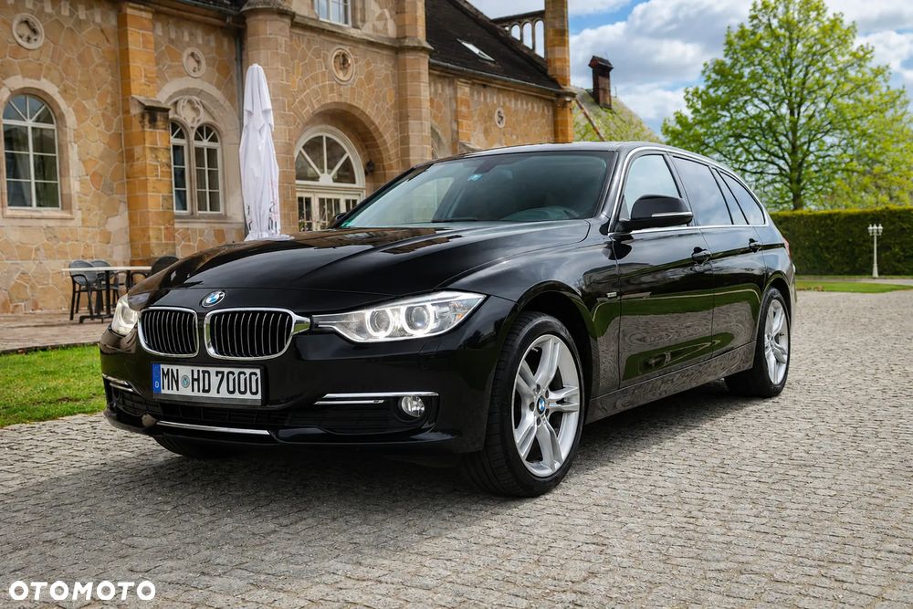 BMW Seria 3 320d xDrive Sport-Aut Luxury Line - 2