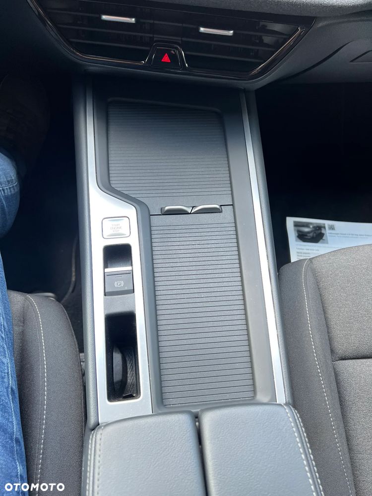 Volkswagen Passat - 26