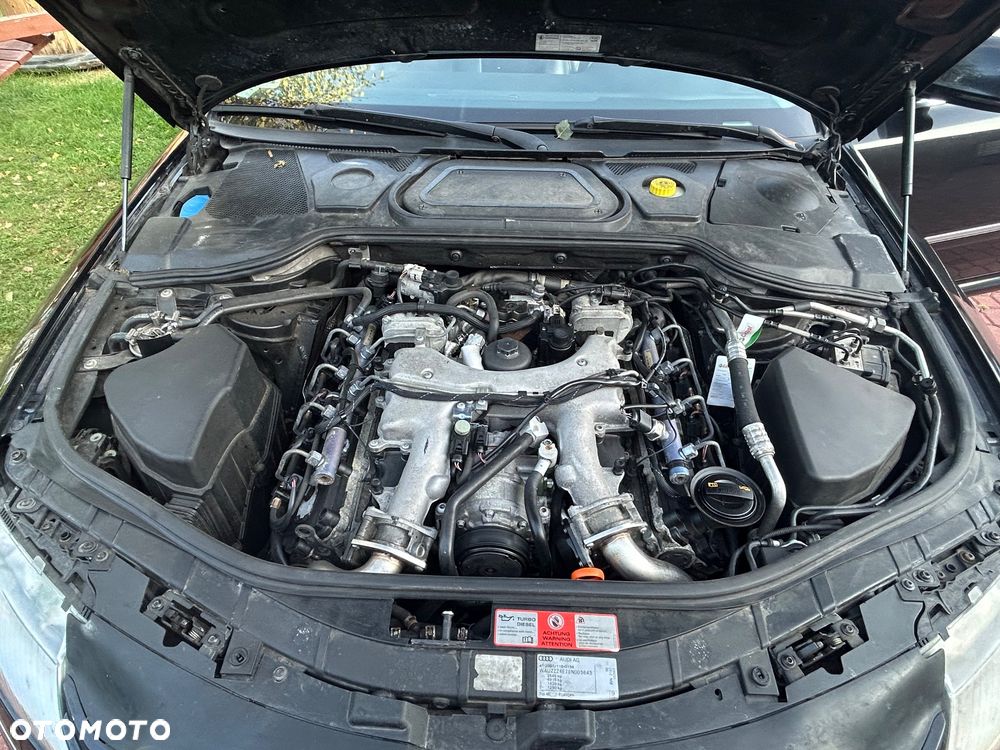 Audi A8 4.2 TDI Quattro - 11
