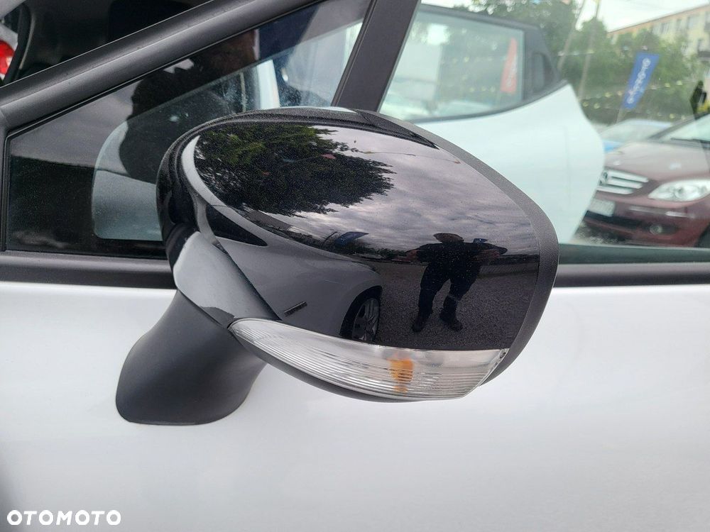 Renault Clio - 26