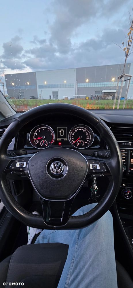 Volkswagen Golf - 14