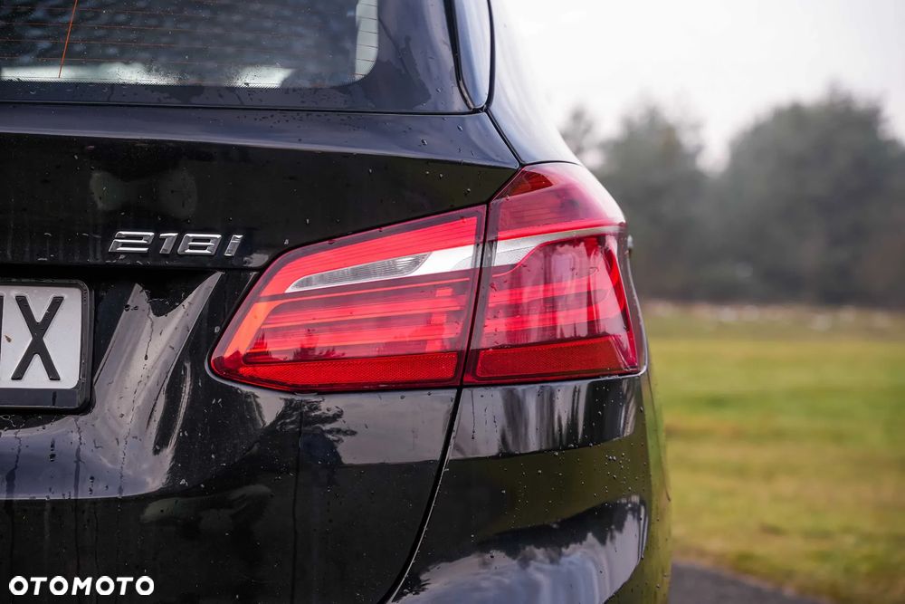 BMW Seria 2 218i Sport Line - 10