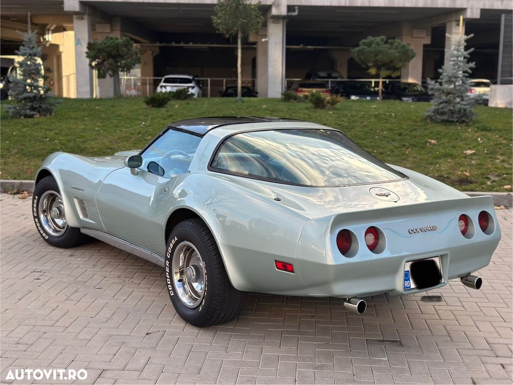Chevrolet Corvette - 6