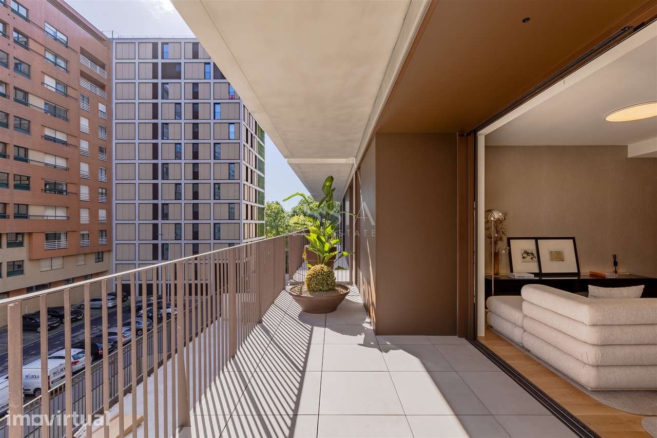 Apartamento T2 com Varanda 12m2 Vistas Rio e Mar Vila Nova de Gaia - Grande imagem: 3/32