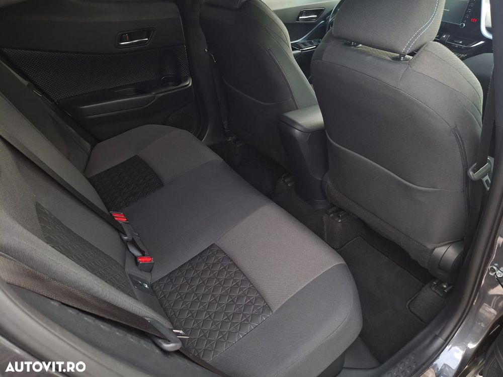 Toyota C-HR 2.0 HSD 184 CP 4x2 CVT Style - 13