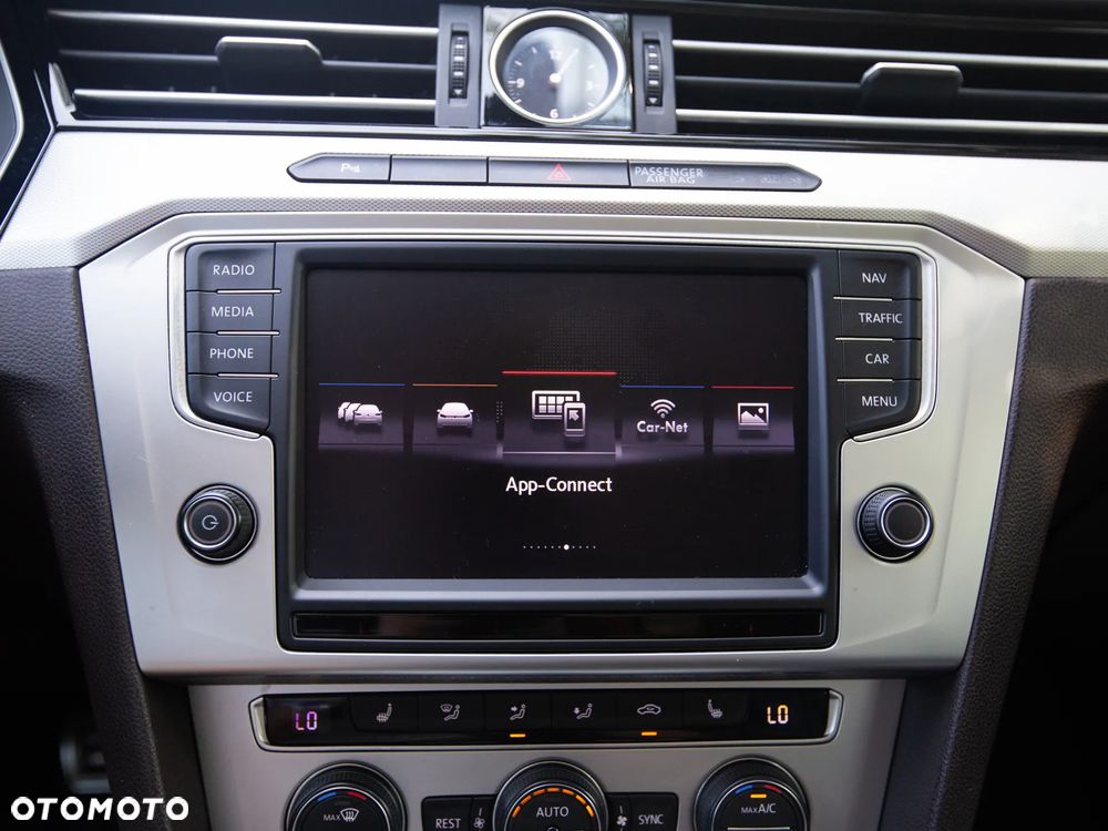 Volkswagen Passat 2.0 TDI BMT Comfortline - 34
