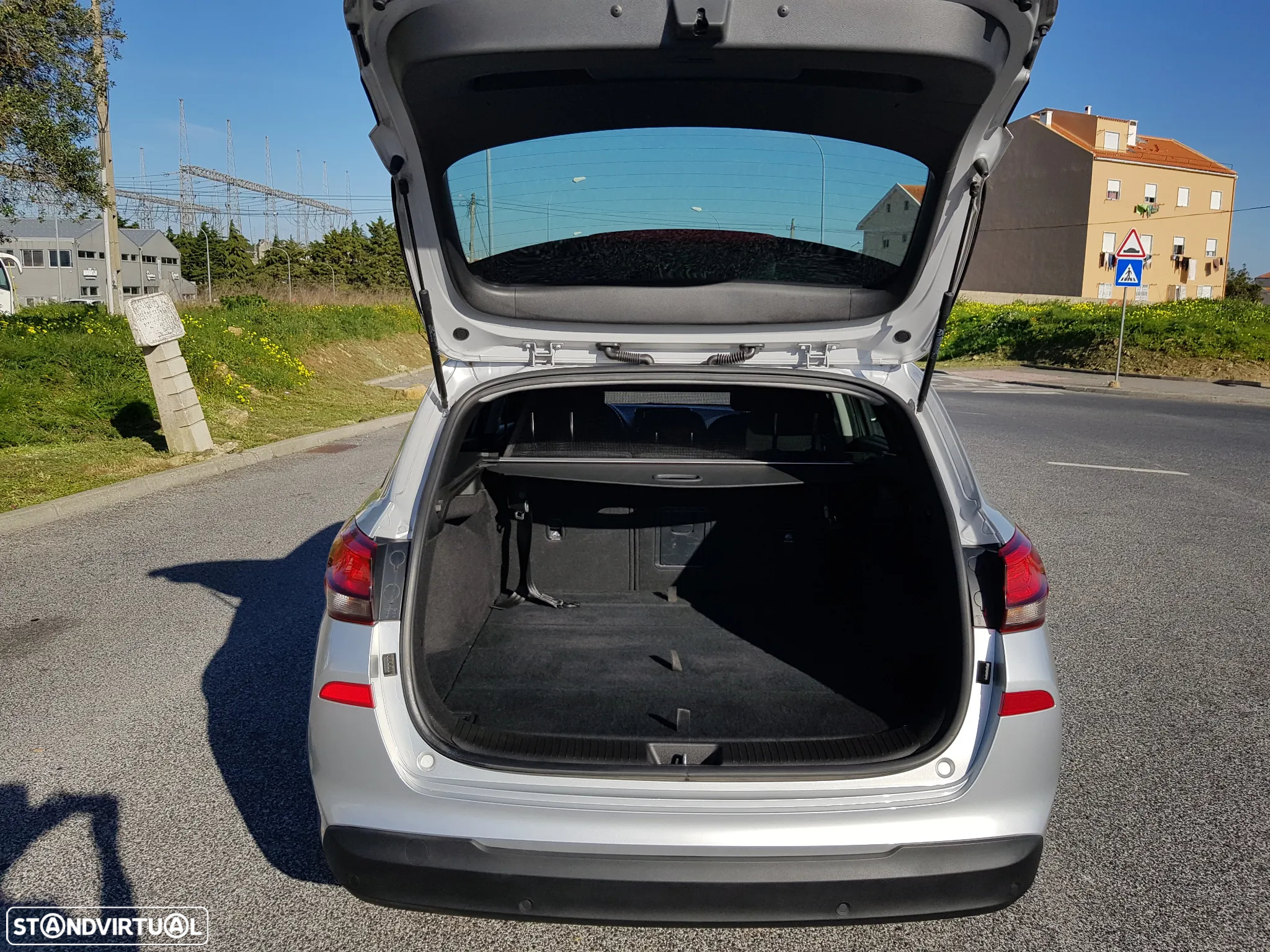 Hyundai i30 SW 1.6 CRDi Style Plus - 51