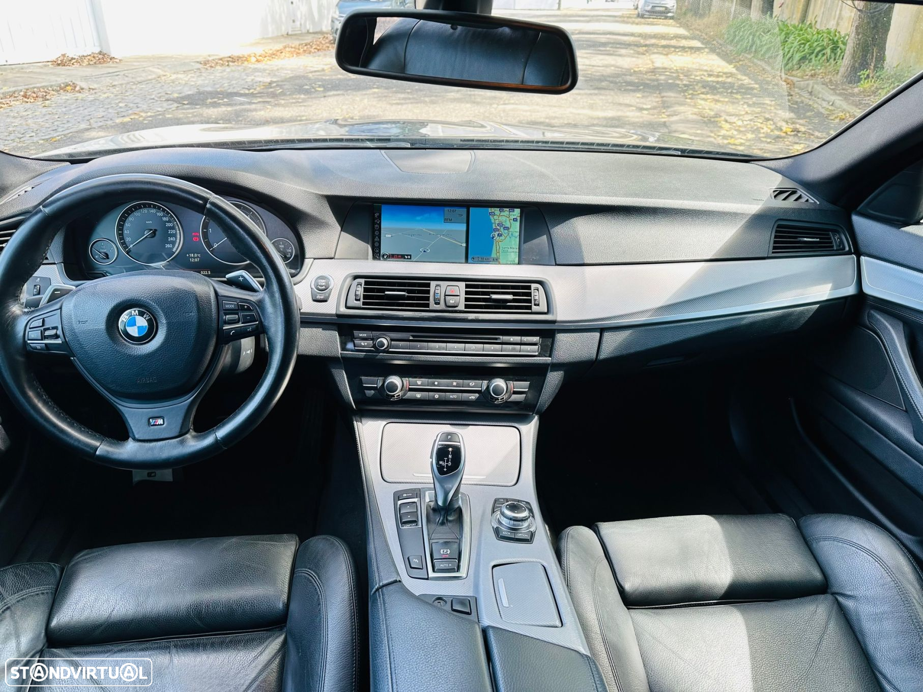 BMW 525 d xDrive Pack M Auto - 24