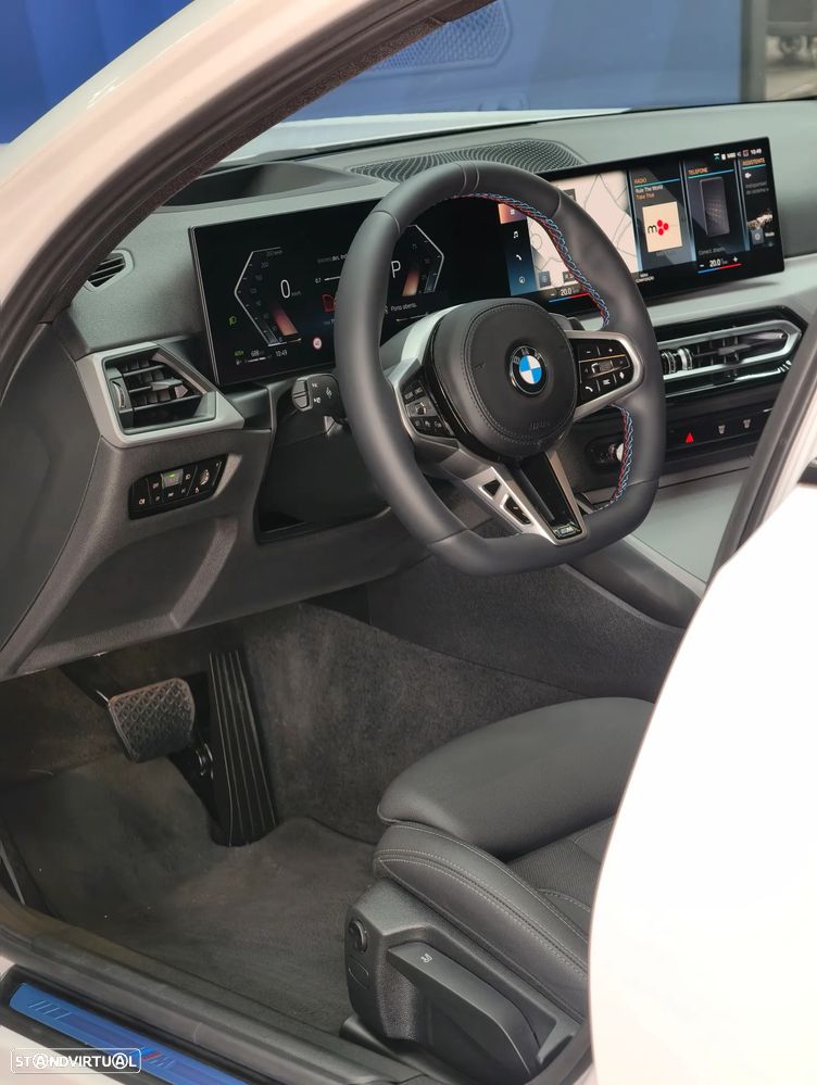 BMW 318 d Aut. M Sport - 43