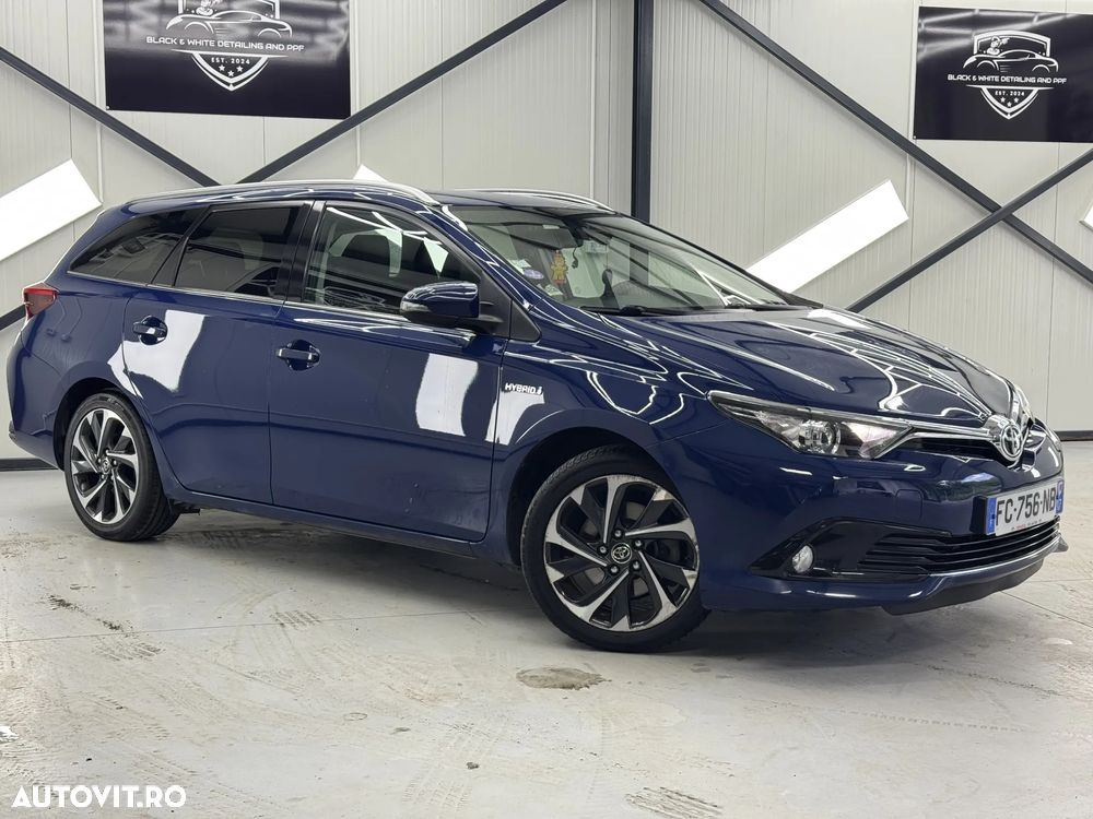Toyota Auris - 10