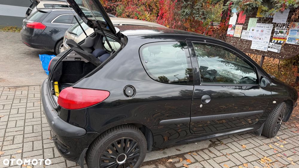 Peugeot 206 - 6