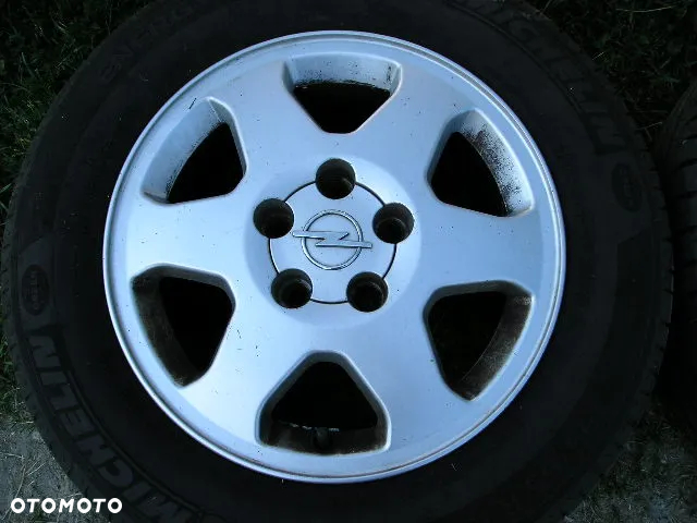 Koła felgi lato 15 Opel Astra Zafira Meriva 5x110 - 5