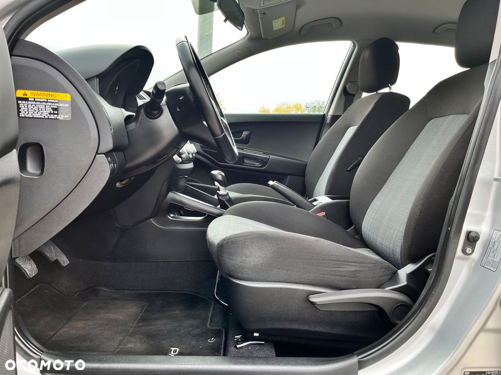 Kia Ceed 1.4 CVVT Attract - 23