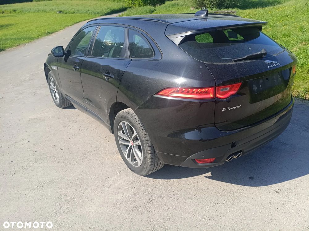 Jaguar F-Pace 20d AWD R-Sport - 3