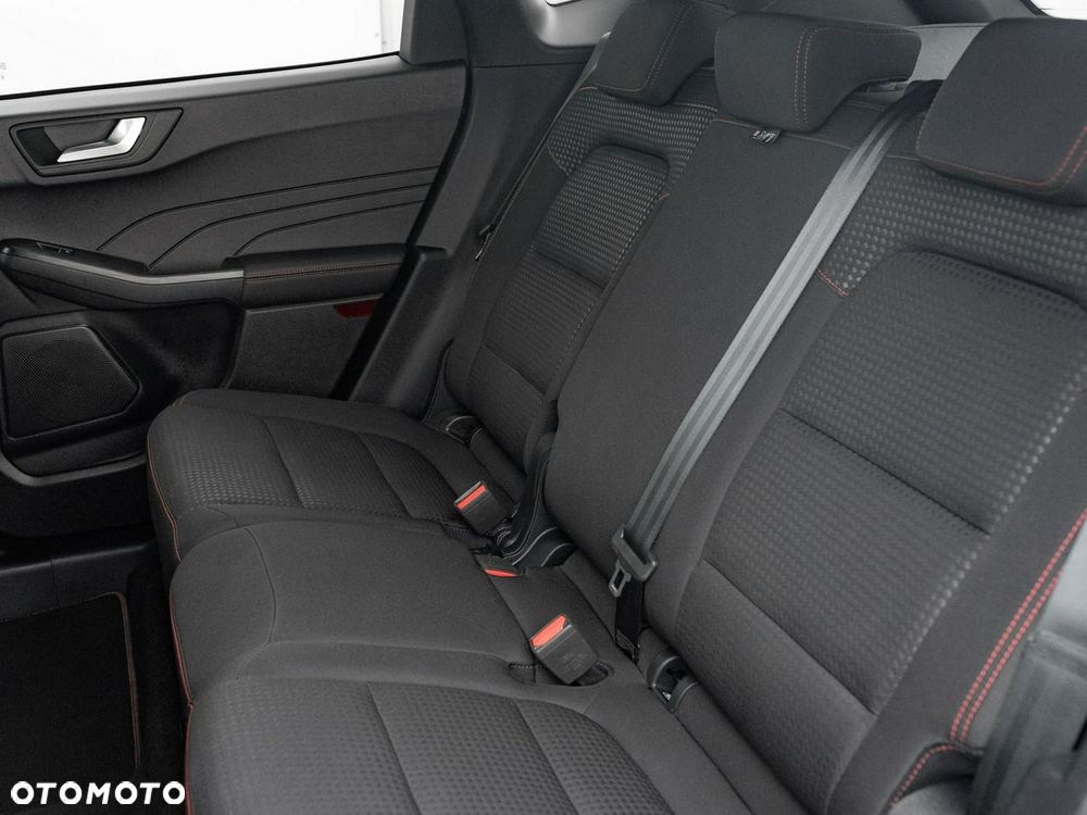 Ford Kuga - 32