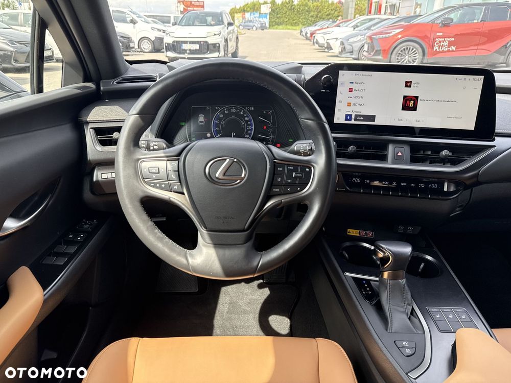 Lexus UX 250h GPF F Sport Design+ 2WD - 12