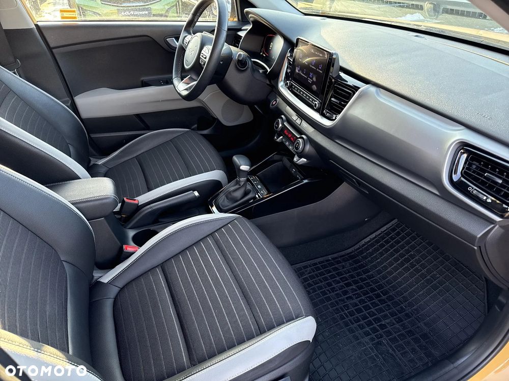 Kia Stonic 1.0 T-GDI L Business Line DCT - 27