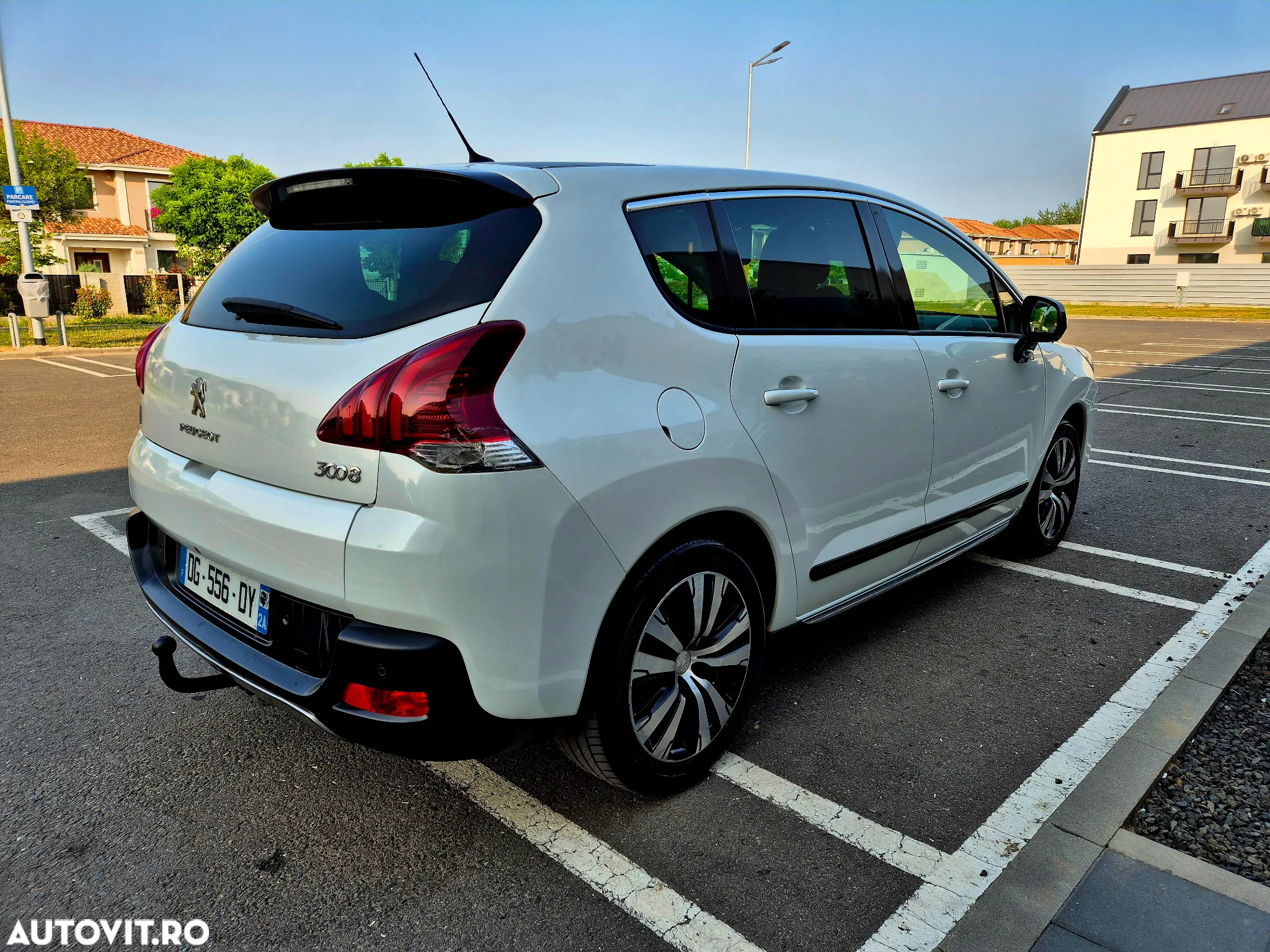 Peugeot 3008 Hybrid4 - 6