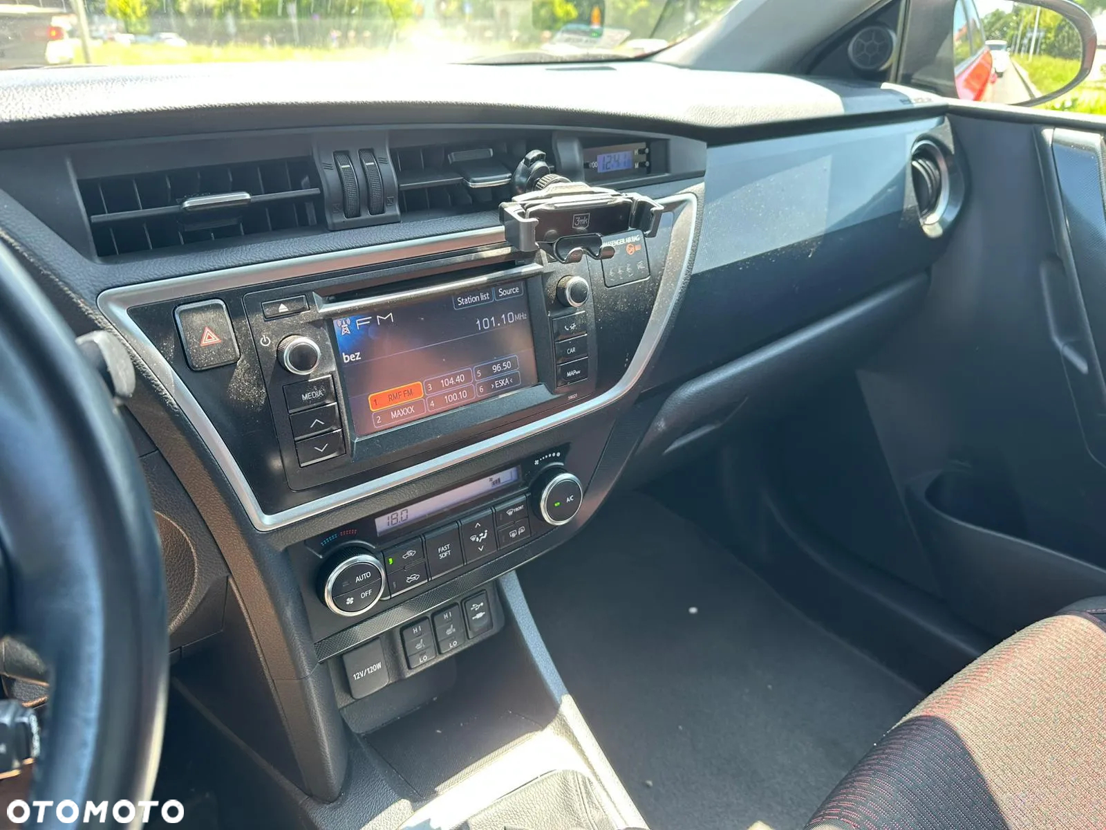 Toyota Auris - 10