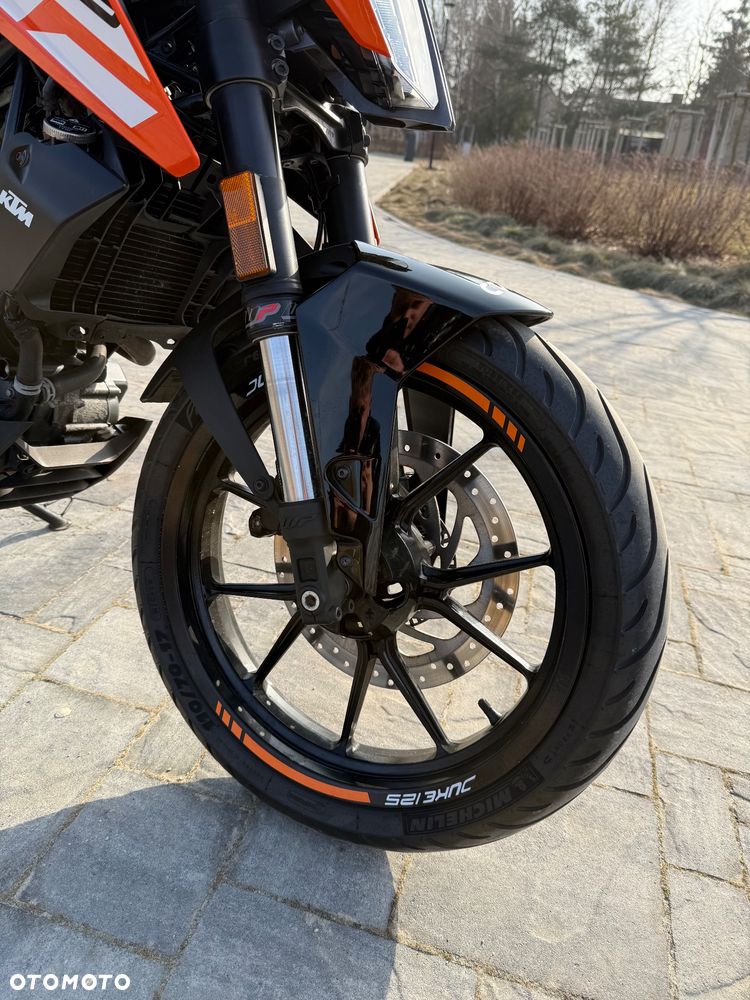 KTM Duke - 11
