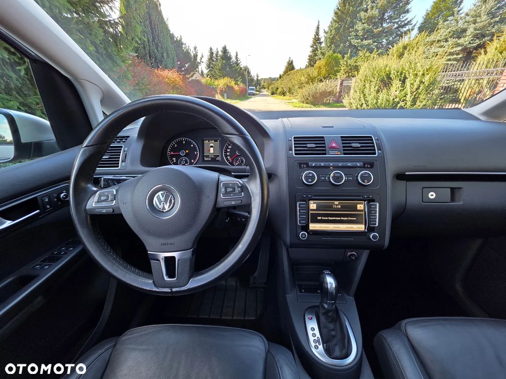 Volkswagen Touran 2.0 TDI DPF Highline DSG - 3