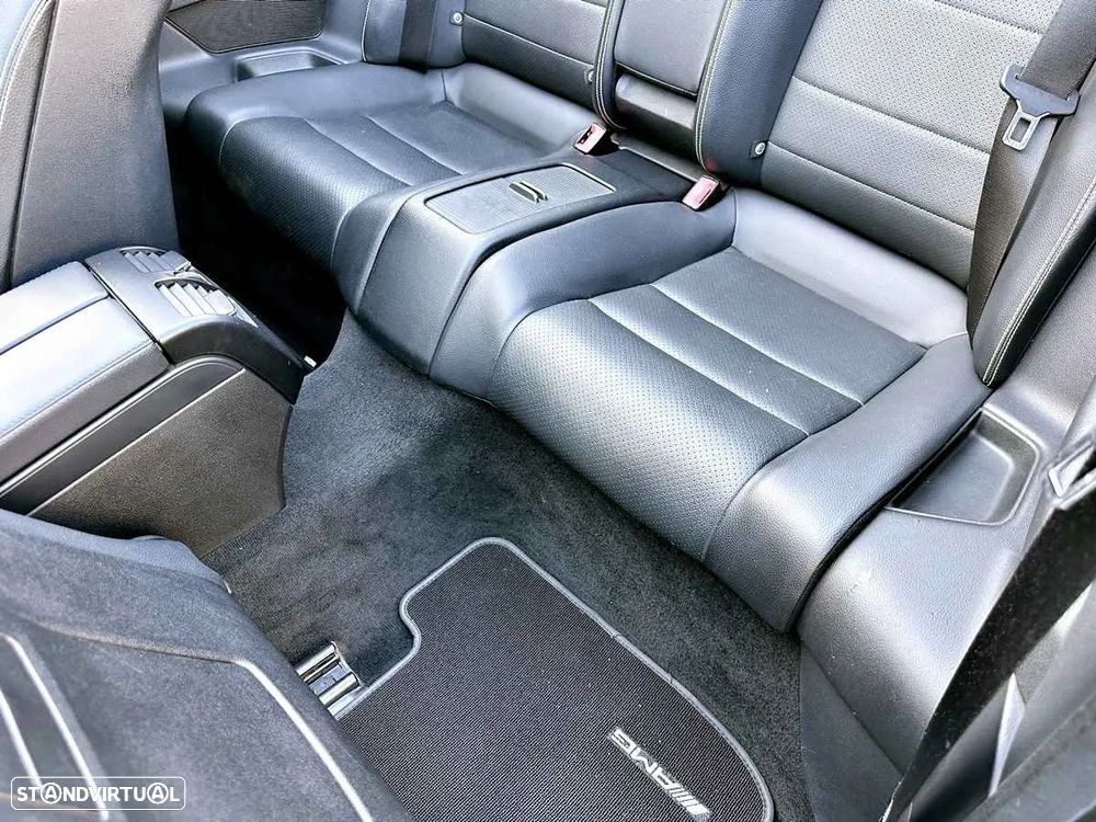 Mercedes-Benz E 200 CGi Avantgarde BlueEfficiency - 23