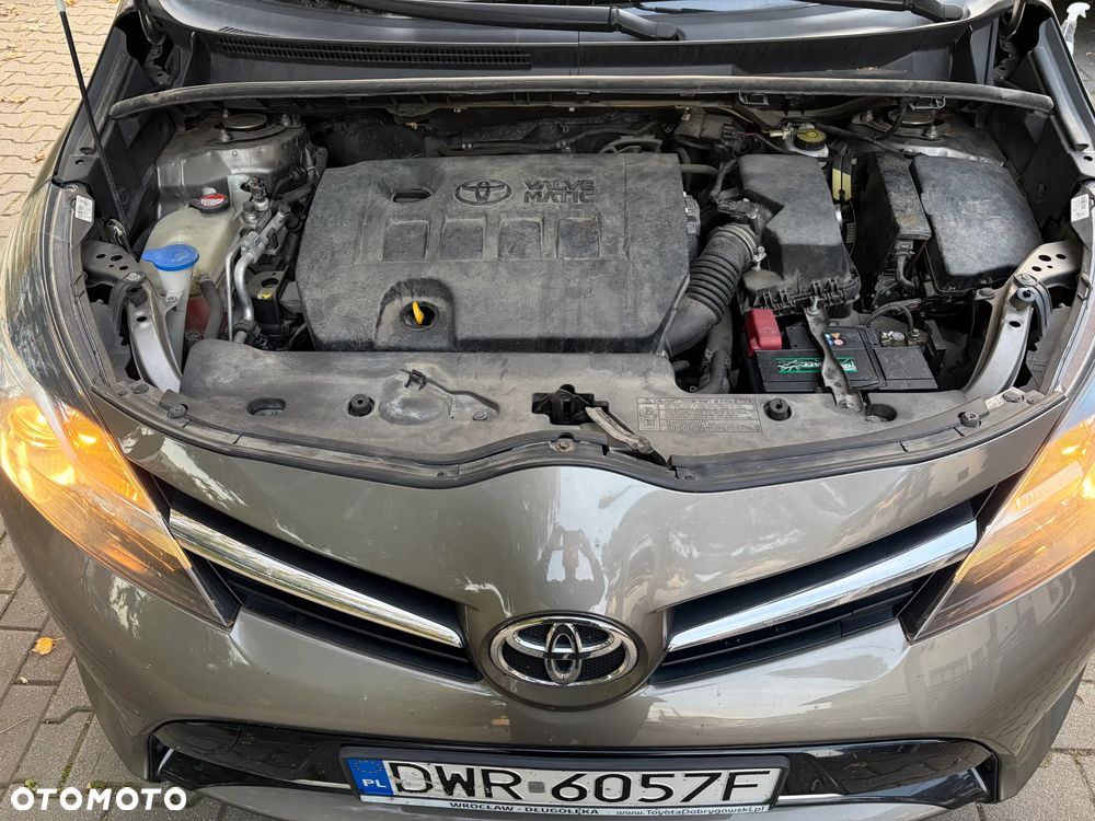 Toyota Verso 1.6 Premium EU6 - 13