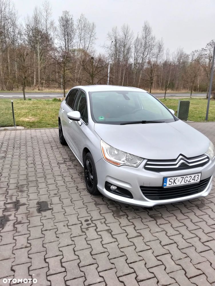 Citroën C4 e-HDi 110 Selection - 3