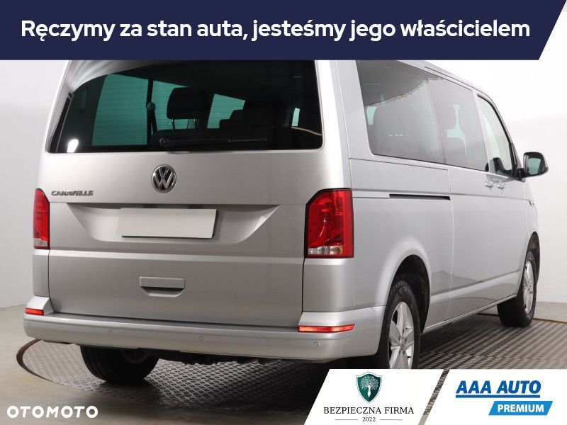 Volkswagen Caravelle - 6